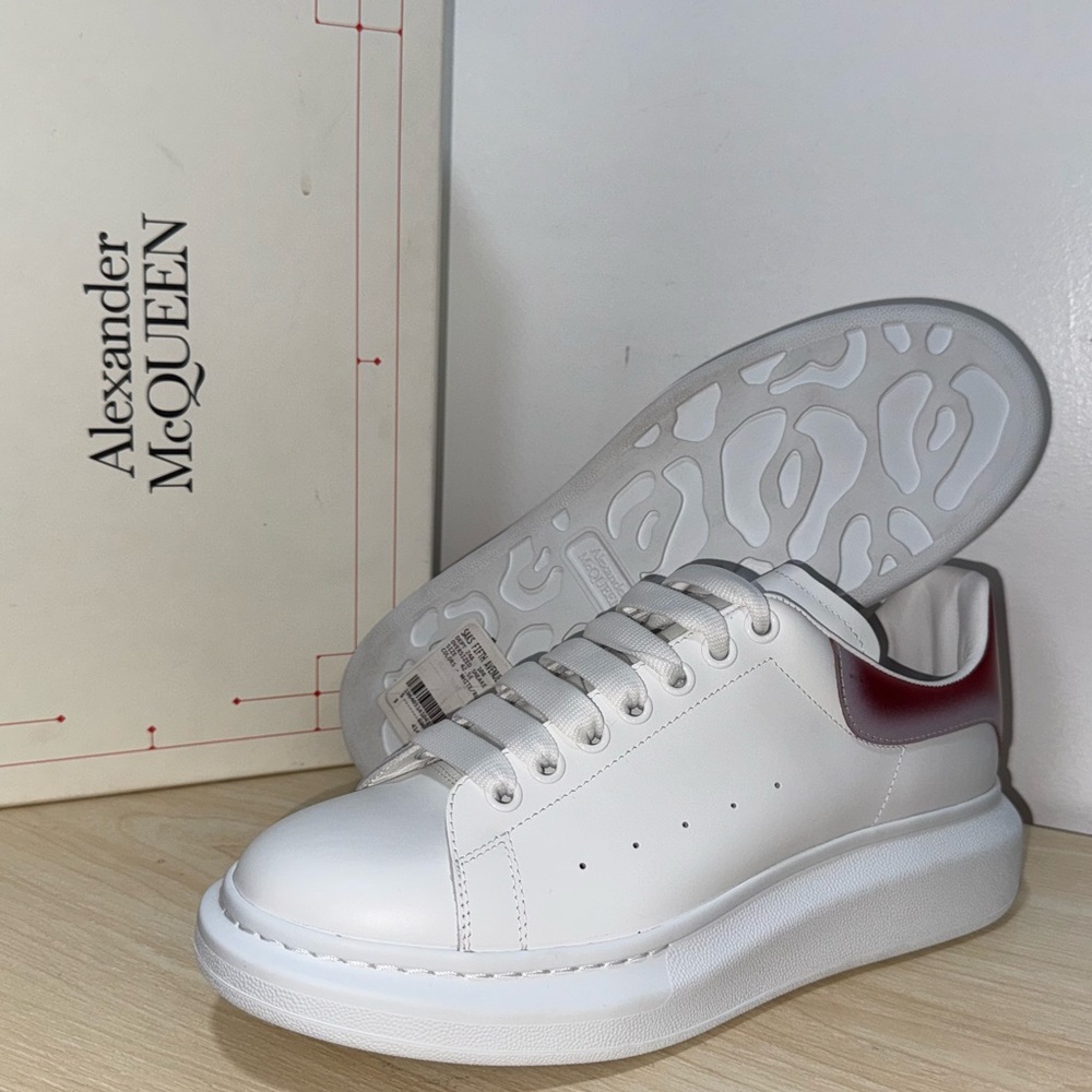 Alexander McQueen White Sneakers with Red Heel - Picture 5 of 8